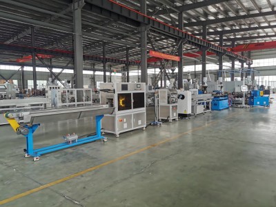 https://www.baod-extrusion.com/multi-layer-pa-smooth-corrugated-hose-tube-extrusion-line-product/
