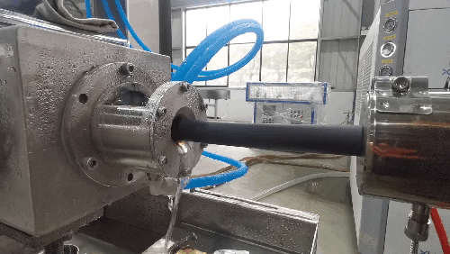 BAOD EXTRUSION-TPV Knitting Composite Hose Extrusion-2025052001